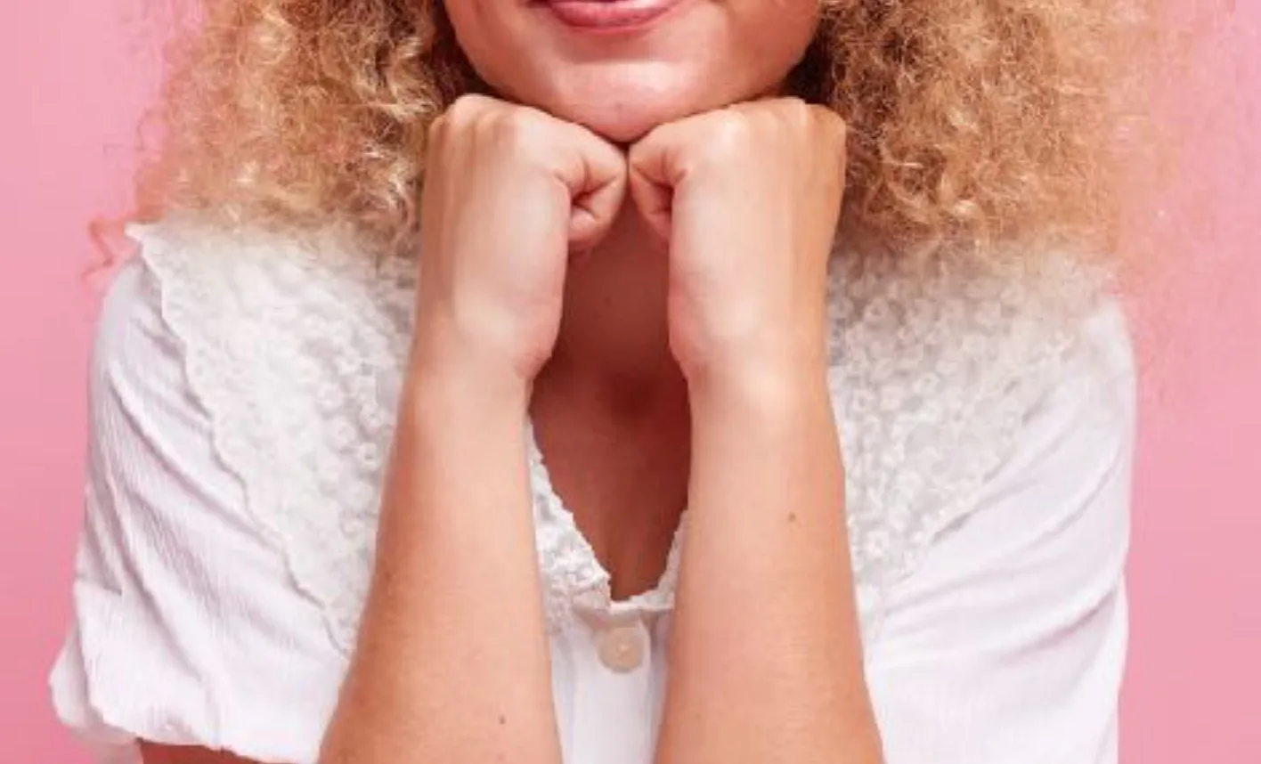 Mujer sonriendo
